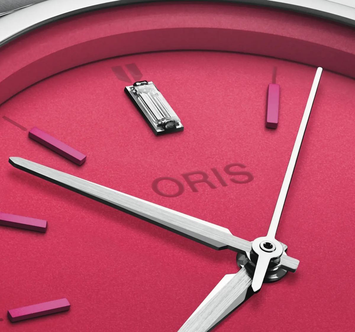 Oris ProPilot X Miss Piggy© Edition